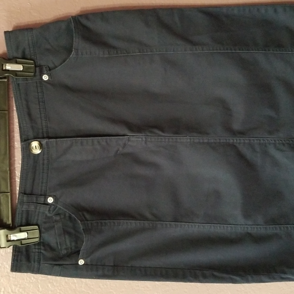 Laura Scott Skirt - Picture 2 of 10